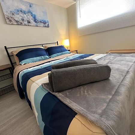 Comfy 2 Bedroom Near The Beach! Pickering Esterno foto
